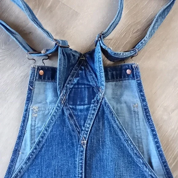 American Eagle Outfitters AEO Shortalls Blue Denim Handkerchief Pockets - Picture 8 of 10
